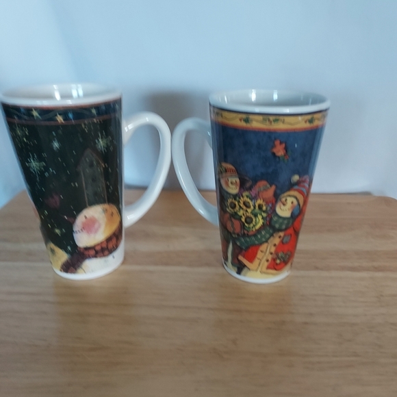 Set Of Holiday Mugs - Picture 3 of 4